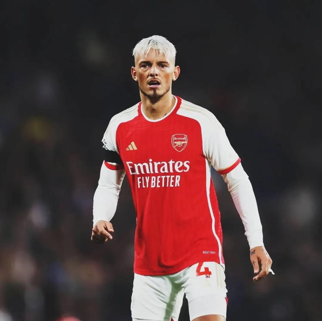 双雄对决！巴萨迎战塞维利亚，谁能笑到最后？的简单介绍