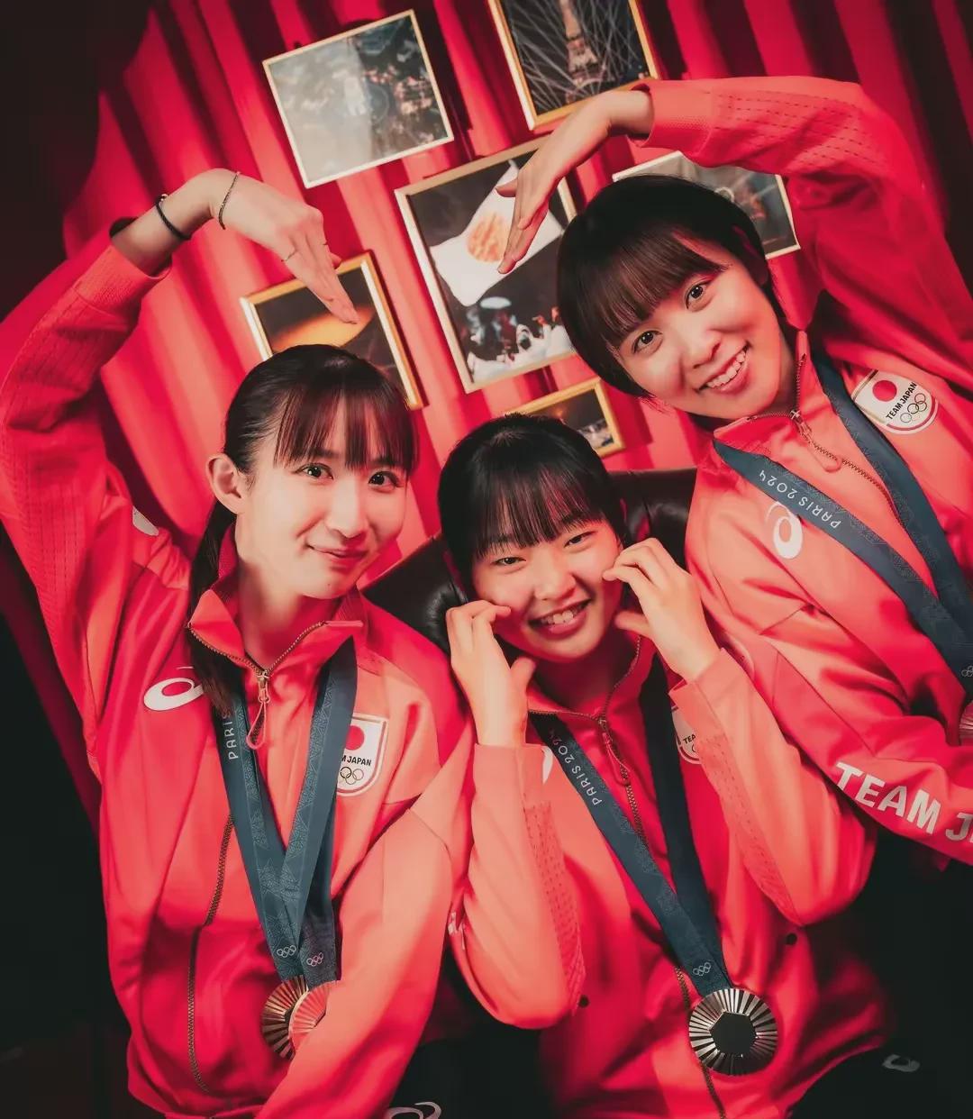 体育盛宴！国际赛事中球队实力对比引人瞩目的简单介绍