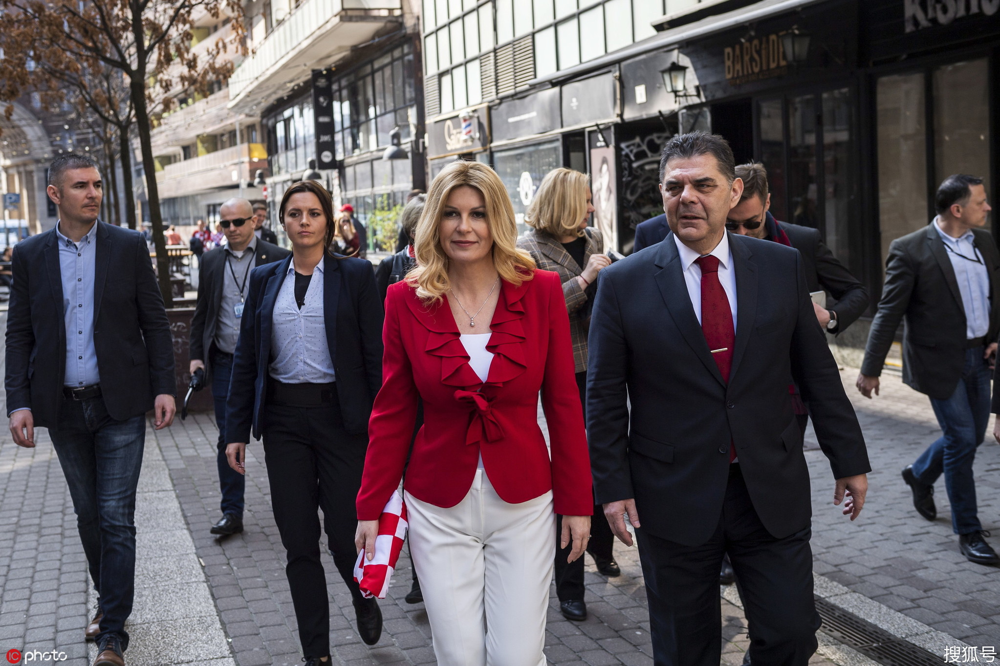 欧预赛近在眼前，球迷期待齐聚