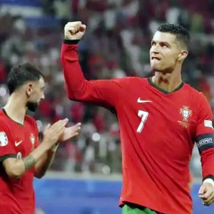 开云体育登录-包含土耳其击败葡萄牙，小组晋级希望再起的词条