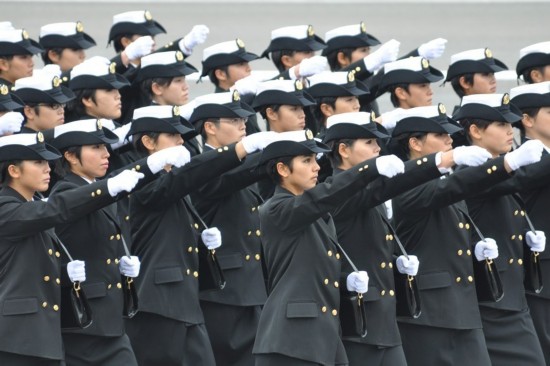 韩国运动员飒爽出场震撼全场观众