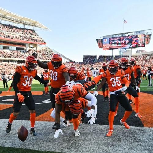 里尔取得激动人心的胜利，提升排名的简单介绍