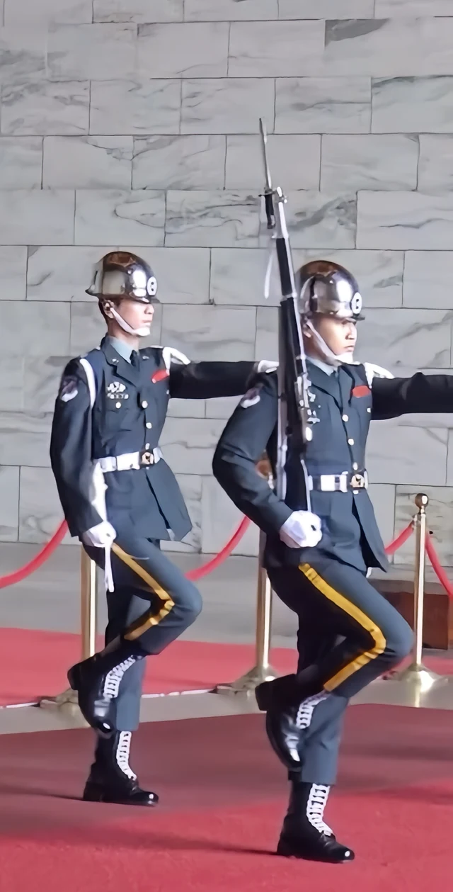 开云体育平台-台湾队士气高昂，全队训练有素，备战下一场比赛的简单介绍