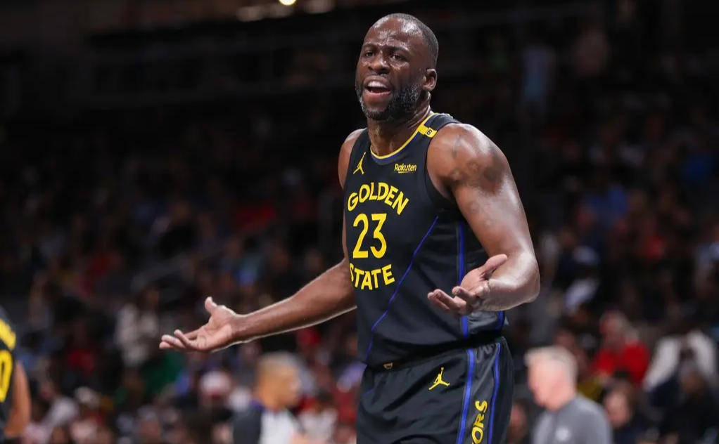 包含老鹰再遭逆转惨败，全队状态低迷的词条