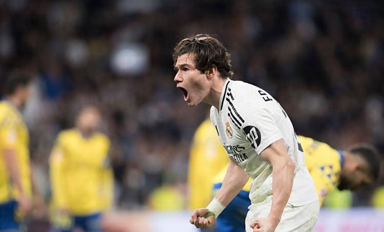 莱和喜忆主帅第三次斯失誉因奥巴