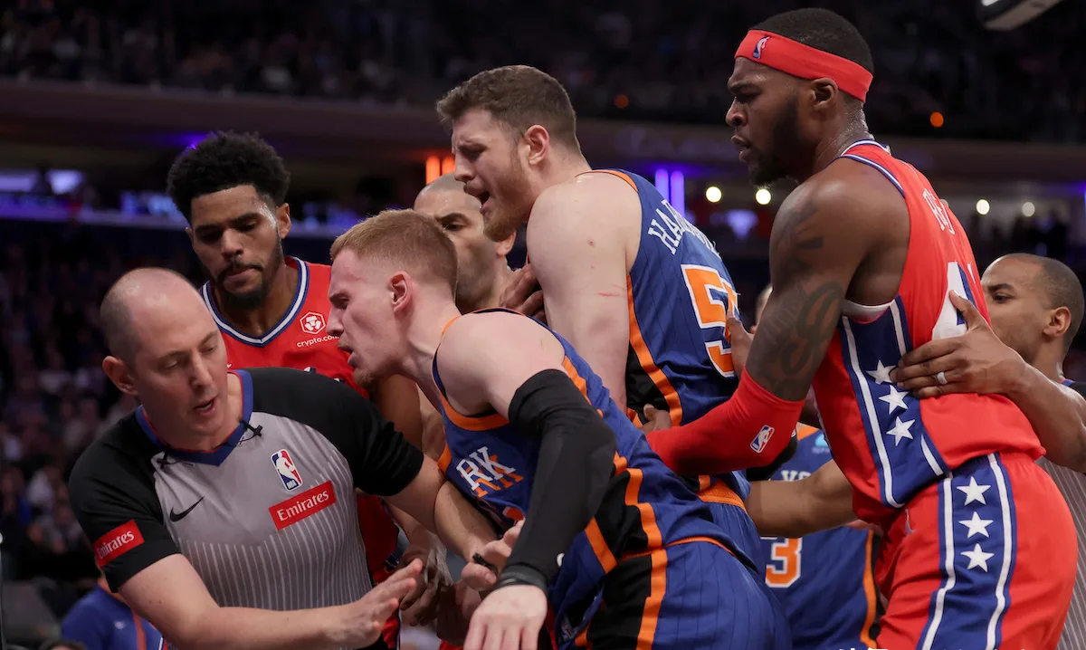 开云体育app下载-瓦兰缺阵球队仍旧赢球，展现团队实力的简单介绍