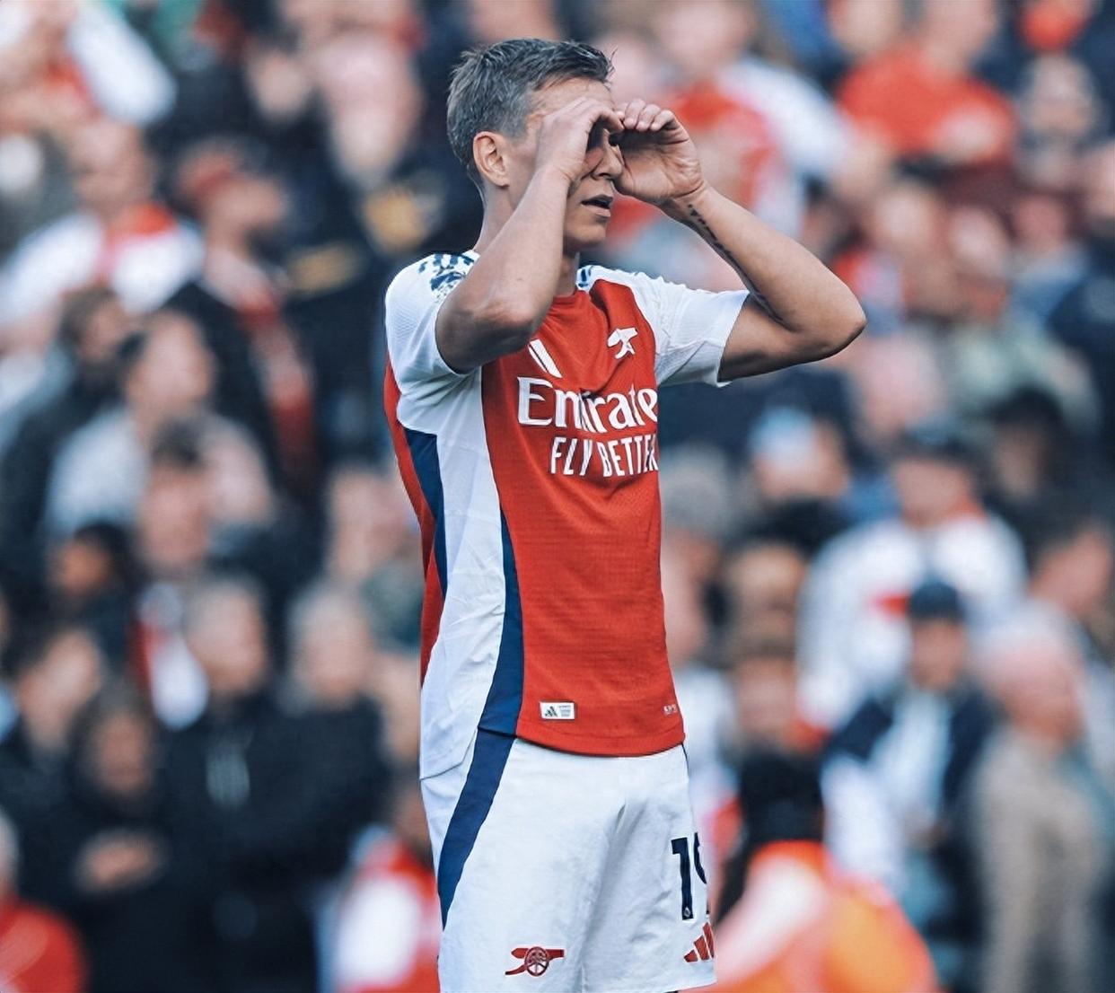 开云体育-包含勒沃库森客场失利，争冠希望渺茫的词条