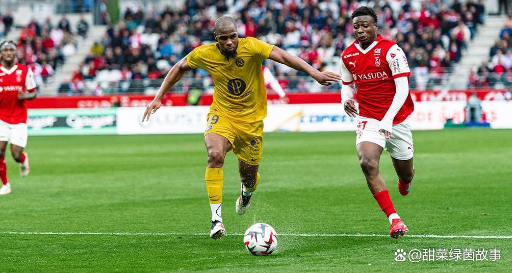 包含蒙彼利埃教练组进行轮休备战法甲下轮比赛的词条