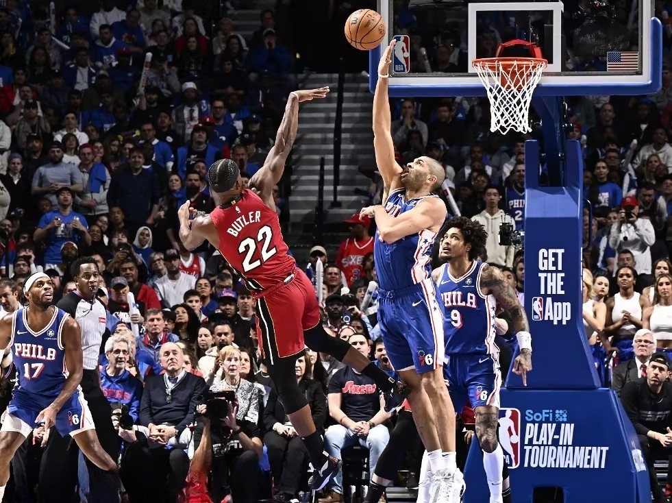 76人大胜热火，局势扭转？