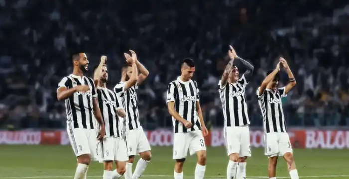 包含尤文图斯客场双杀晋级，下一轮对敌甚大的词条